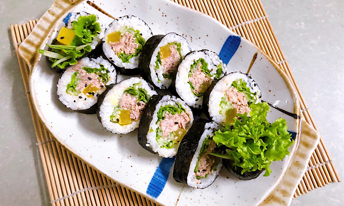 Hướng dẫn làm món Kimbap cá thu sốt mayonnaise - Ông Điền Food